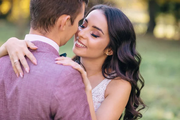 Beautiful Wedding Couple Newlyweds Lovingly Hugging Background Nature — Stock Photo, Image