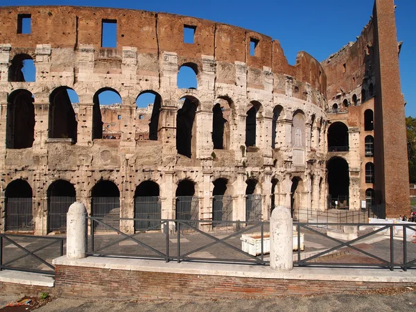 Sidan av Roms colosseum — Stockfoto