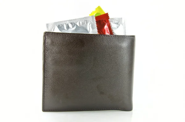 Kondom v peněžence — Stock fotografie
