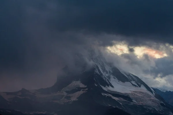 Beautiful Scenery Swiss Alps Summer Matterhorn Peak Background — Foto Stock