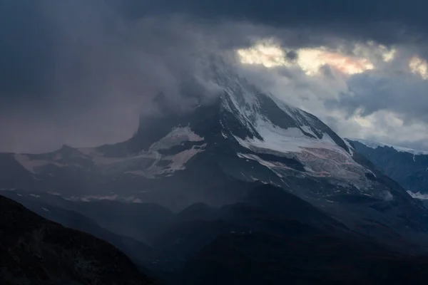 Beautiful Scenery Swiss Alps Summer Matterhorn Peak Background — Stockfoto