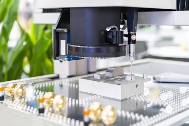 Yüksek teknoloji hassas video ölçüm makinesi ve görsel kameraya duyarlı algılayıcı ürün teftiş boyutu şekil görünümü vs. sırasında. Üretim sürecinin kalite kontrolü için