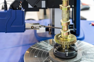 yüksek teknoloji ve hassas silindirik ölçüm makinesi seti sırasında çoklu dış boyut teftiş yuvarlaklık şekil profili vs. için otomobil parçası silindir kamera şaftı.