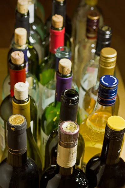 Glasflaskor för vin. — Stockfoto