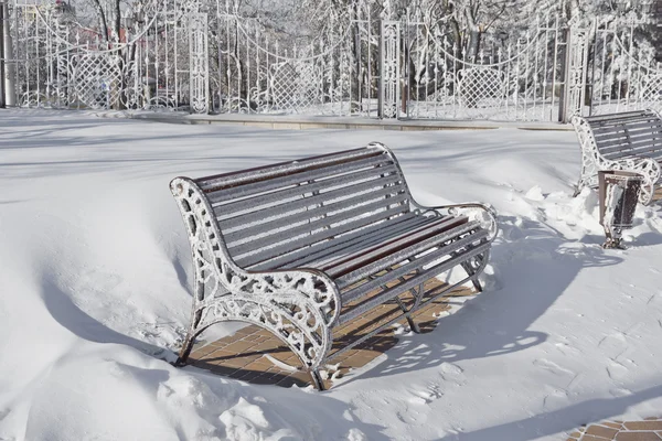 Park bench. — Stock Photo, Image