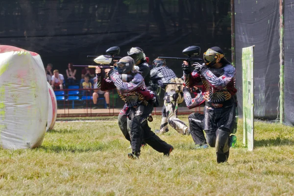 Participants of competitions paintball. — Stock Photo, Image