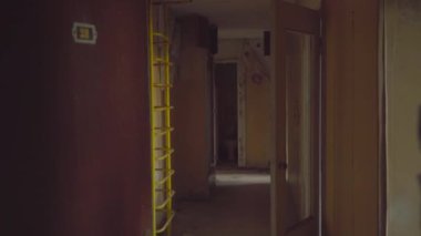 Terk edilmiş daireler. İnsansız bir şehir. Nükleer santralde felaket. Ukrayna. Pripyat.