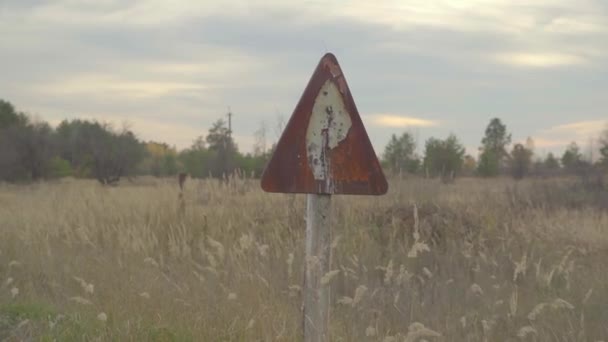 村里被遗弃的设备 一个没有人的城市核电站的灾难 乌克兰 Pripyat — 图库视频影像