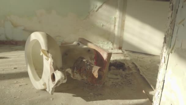 Apartamentos Abandonados Una Ciudad Sin Gente Desastre Una Central Nuclear — Vídeo de stock