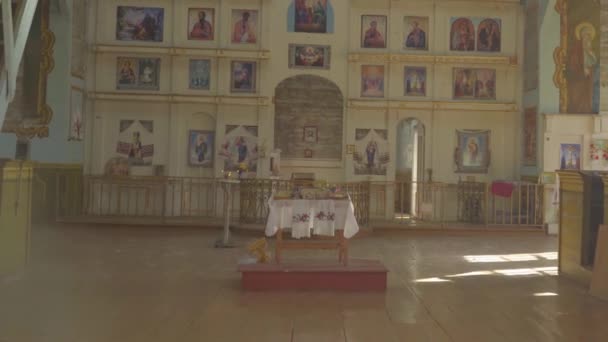 Çernobil Bölgesindeki Kilise Manzarası Çernobil Bölgesindeki Kilise Manzarası Terk Edilmiş — Stok video