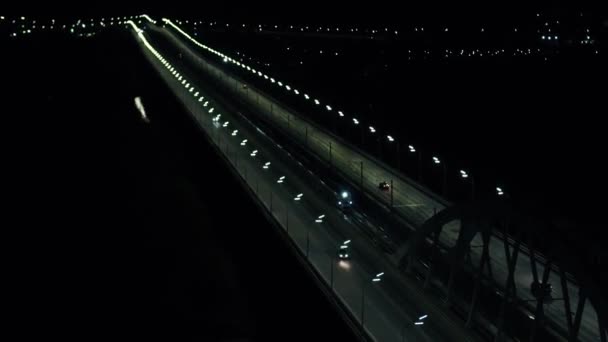 Αυτοκίνητο Γέφυρα Νταρνιτσκι Πόλη Του Κιέβου Ουκρανία Πέρα Από Τον — Αρχείο Βίντεο