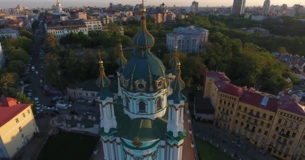 Iglesia Andrew Ucrania Ucrania Ciudad Kiev Aérea Verano — Vídeo de stock