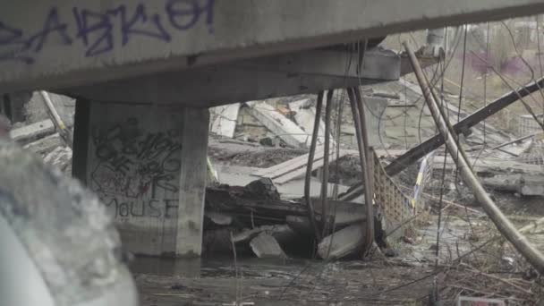 Irpin Ukraina 2022 Porzucone Samochody Wojna Ukrainie Bombardowanie Miasta Ewakuacja — Wideo stockowe