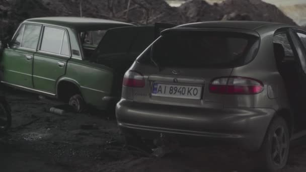 Irpin Ukrayna 2022 Terk Edilmiş Terk Edilmiş Arabalar Ukrayna Savaş — Stok video
