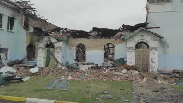 Καταστράφηκαν Κτίρια Μετά Από Αεροπορική Επιδρομή Πόλη Του Irpin Πόλεμος — Αρχείο Βίντεο