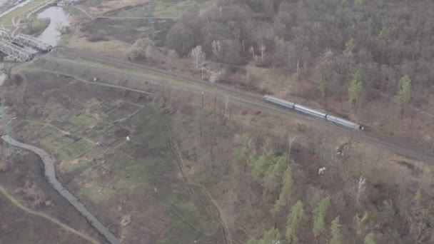 Patlayan Demiryolu Köprüsü Ukrayna Savaş Irpin Şehri — Stok video