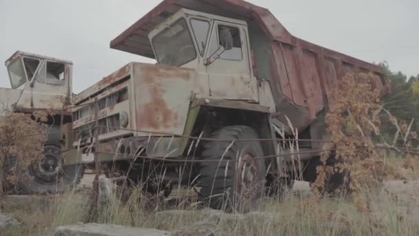 Abandoned Rusty Radioactive Equipment Soviet Union Cemetery Technology Rassokha Chernobyl — Stock Video