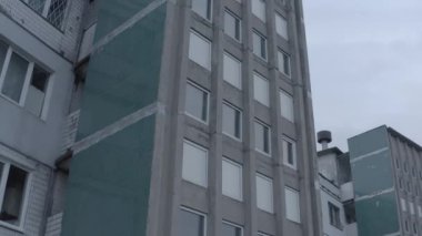 Darnitsa bölgesi. SSCB zamanının Sovyet binası. Panel gökdelenleri. O dönemin tipik binası. Havadan