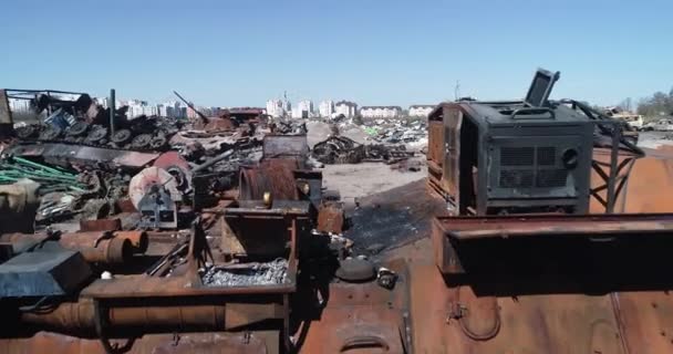 Destroyed Military Convoy Burnt Combat Vehicles Rusty Tech Consequences Artillery — Stok video
