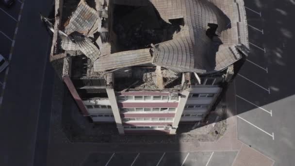 Destroyed Residential Modern House Air Attack War Ukraine Catastrophe Holes — Vídeos de Stock