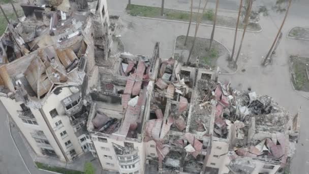 空袭平民住宅后被毁 乌克兰战争 被毁的房子 Irpin市 — 图库视频影像