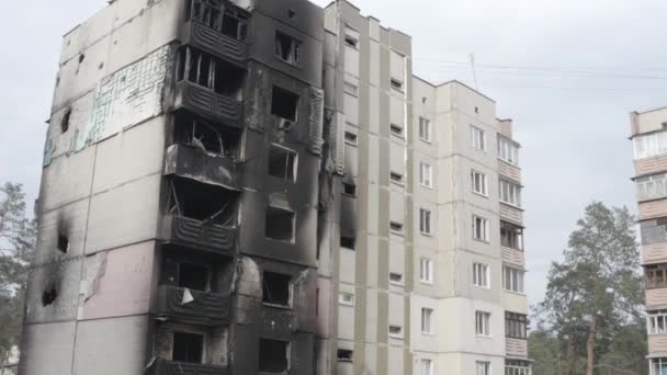 Bâtiment Résidentiel Endommagé Dans Ville Bucha Région Kiev Pendant Les — Video