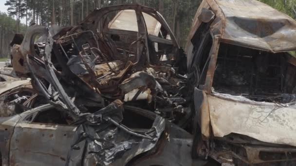 Consequences War Russia Peaceful City Kiev Capital Ukraine Destroyed Cars — стокове відео