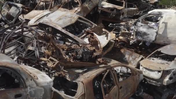 Consequences War Russia Peaceful City Kiev Capital Ukraine Destroyed Cars — Vídeo de stock