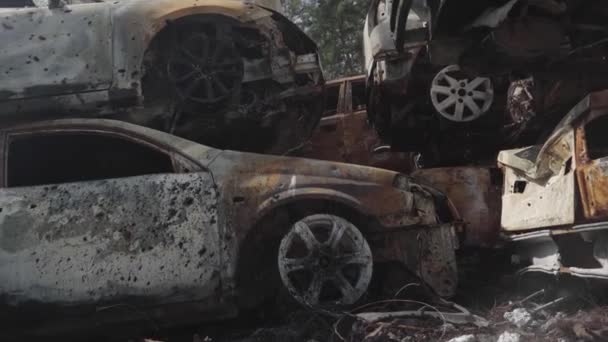 Consequences War Russia Peaceful City Kiev Capital Ukraine Destroyed Cars — Stockvideo