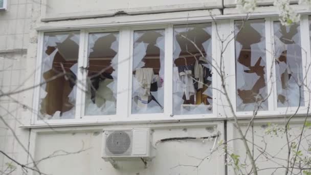 空袭后被炸毁的公寓楼乌克兰战争 Mariupol — 图库视频影像