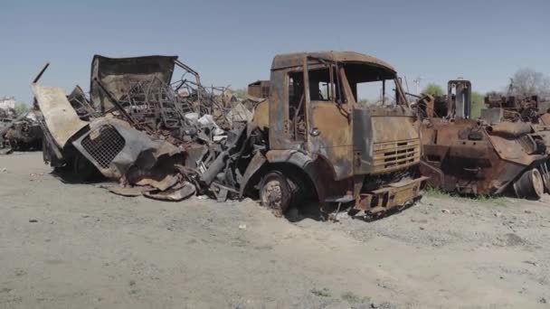 Burnt Military Equipment Missile Attack Abandoned Rusty Military Equipment City — Video Stock