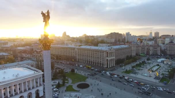 Główna Stela Placu Niepodległości Symbol Wolno Ukrainy Centrum Miasta Kijów — Wideo stockowe