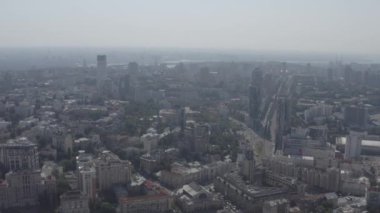 Kyiv şehir merkezinin genel planı. Ukrayna. Yaz. Havadan