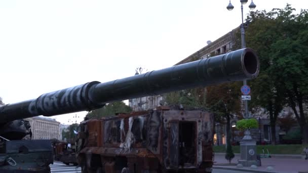 Kyiv Ukraine Aug 2022 Destroyed Military Equipment Russian Army War — Stok video