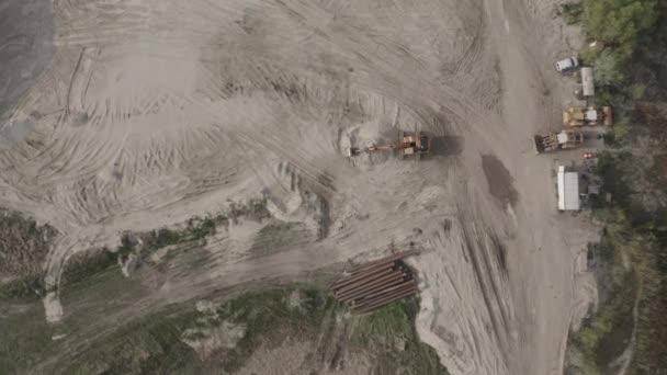 Ekskavator Menggali Fotografi Udara Ukraina Kyiv Pekerjaan Konstruksi Penambangan Pasir — Stok Video