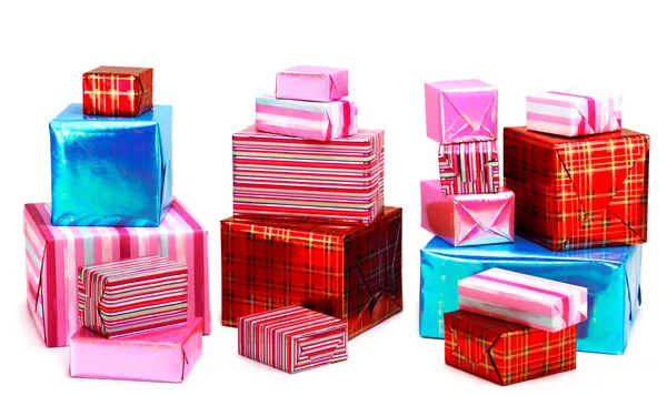 Una selección de coloridos regalos — Foto de Stock