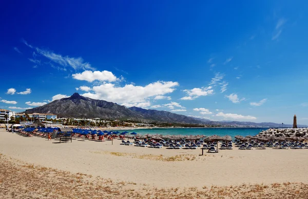 Beach in Puerto Banus, Marbella, Spain — Stock Photo, Image