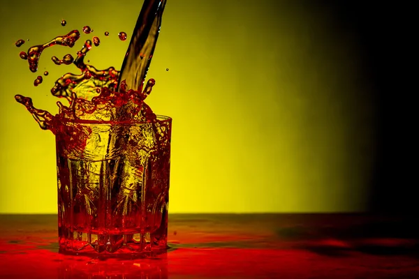 Whisky glas splash — Stockfoto