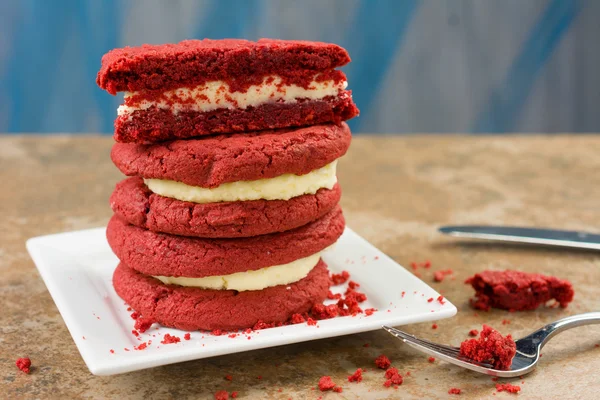 Sanduíches de veludo vermelho — Fotografia de Stock