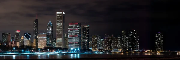 Chicago paysage urbain nocturne — Photo