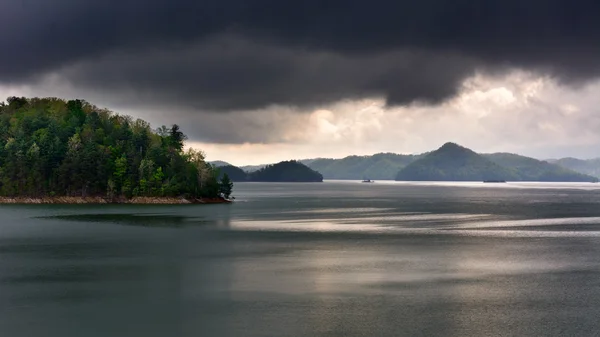 Lago South Holston Fotos de stock libres de derechos