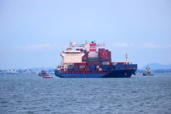 Container Ship Perspectiva Comércio Internacional — Fotografia de Stock