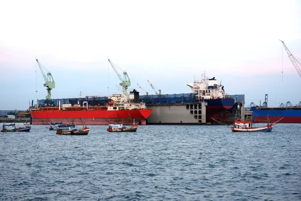 Estaleiro Navio Carga Barco Pesca — Fotografia de Stock