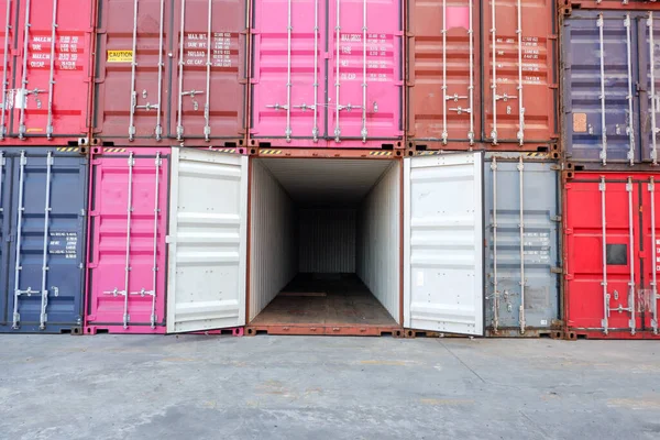 Innenansicht Der Containertüröffnung — Stockfoto