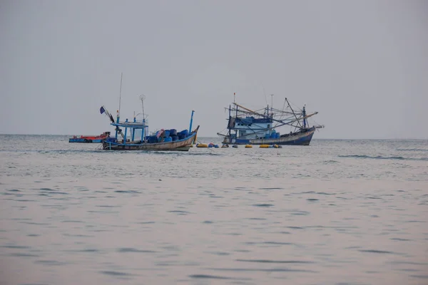 Muitos Barcos Pesca Indo Pescar — Fotografia de Stock