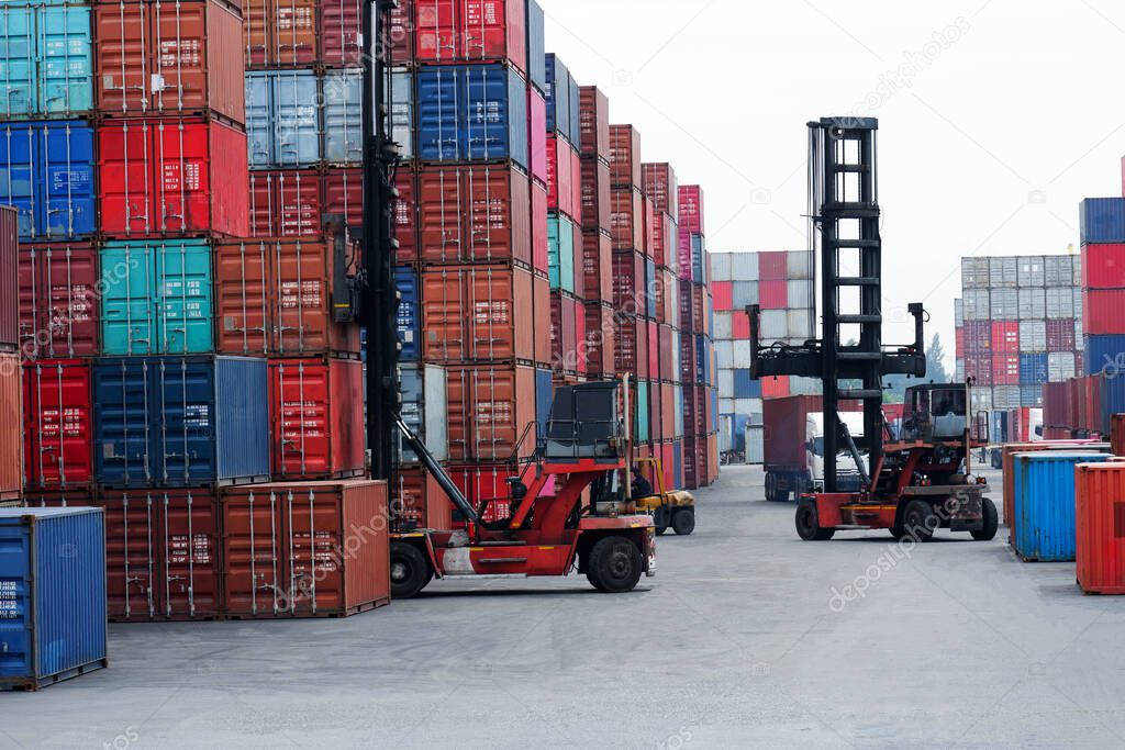 Container forklift in view of container yard industry