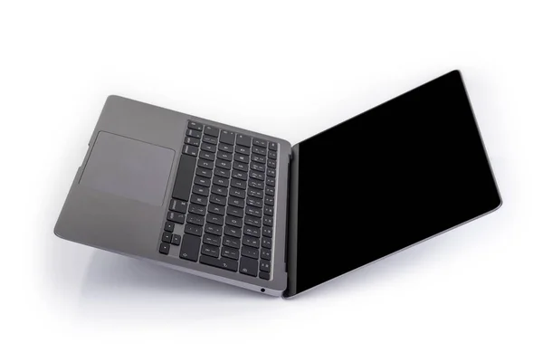 白色背景的现代瘦笔记本电脑 超薄笔记本 — 图库照片