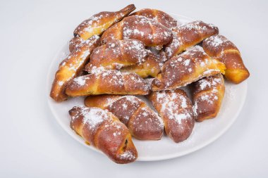 Ev yapımı ekşi ekmek ve dolgu malzemesi..