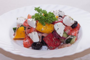 mozzarella salatası