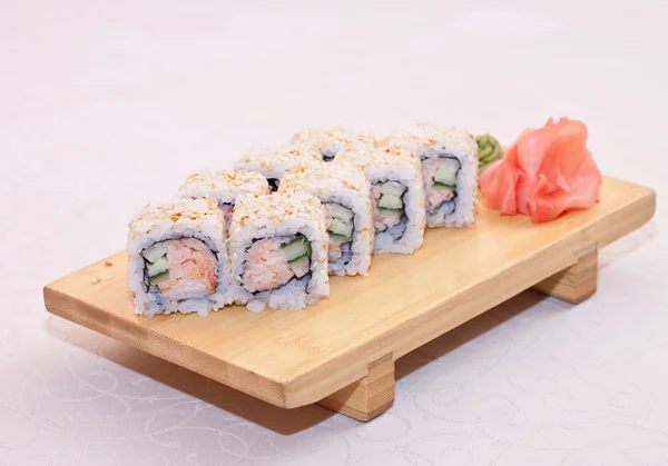 Sushi med gurka — Stockfoto